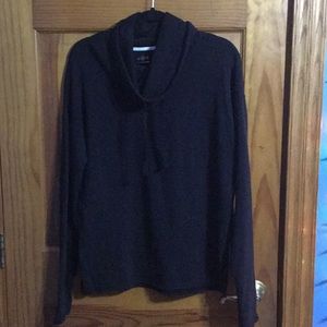 Black sweat shirt high neck
